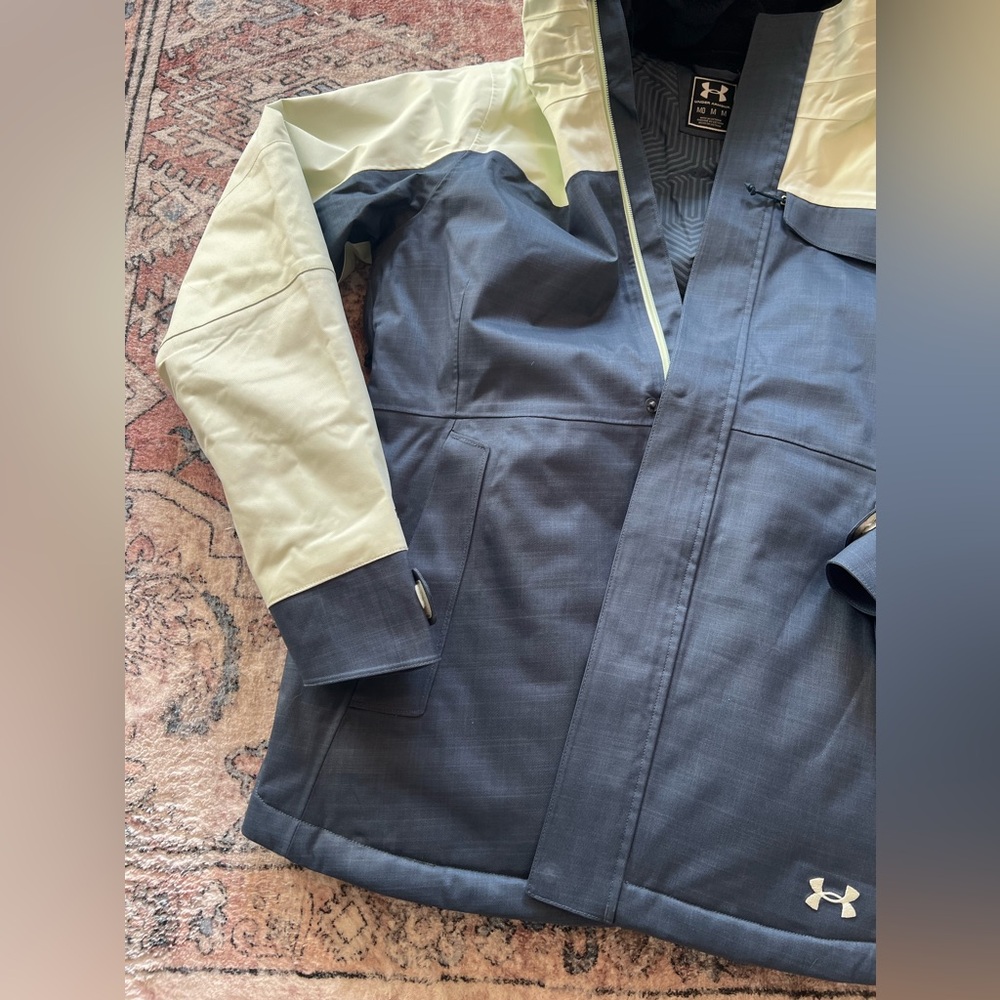 NWT! Women’s Underarmor Snow Jacket, Size M - Picture 2 of 11